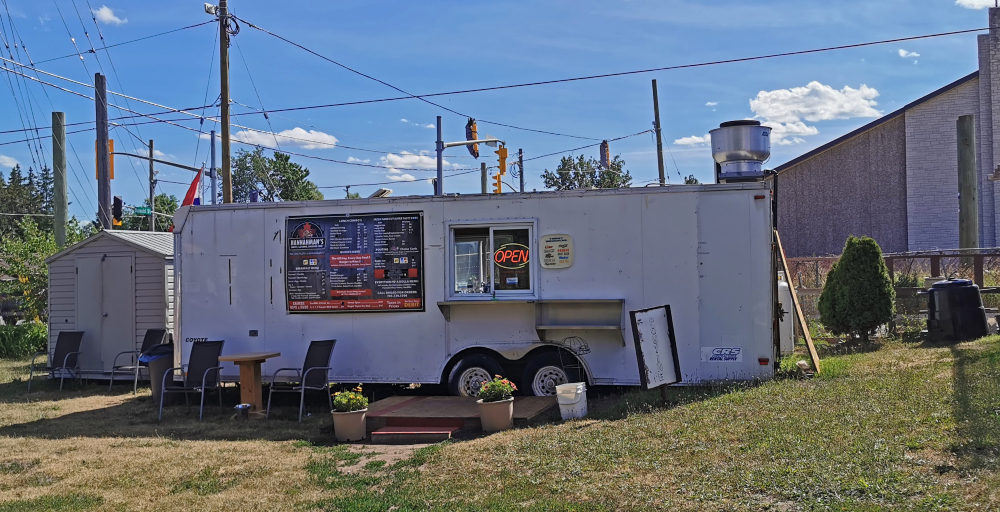 Hannahman's Roadside BBQ Food Truck in Barrie